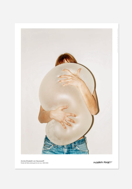 Poster, Annika Elisabeth von Hausswolff, Försök att hålla ordning på tid och rum