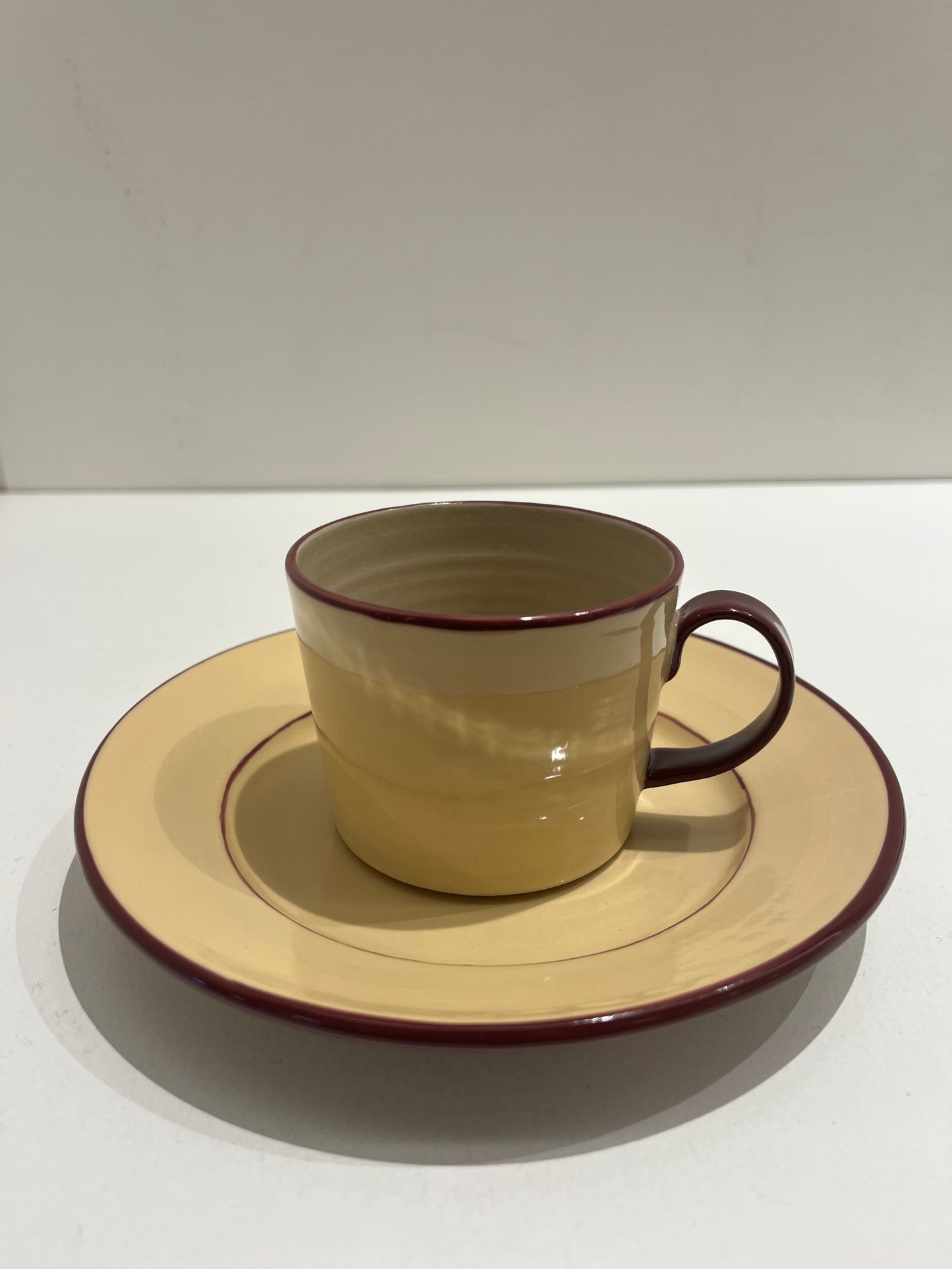 Kopp, Bistro, Röd kant