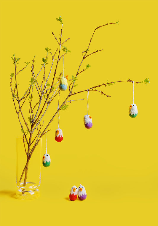 Påskhängen, Kycklingar i ägg