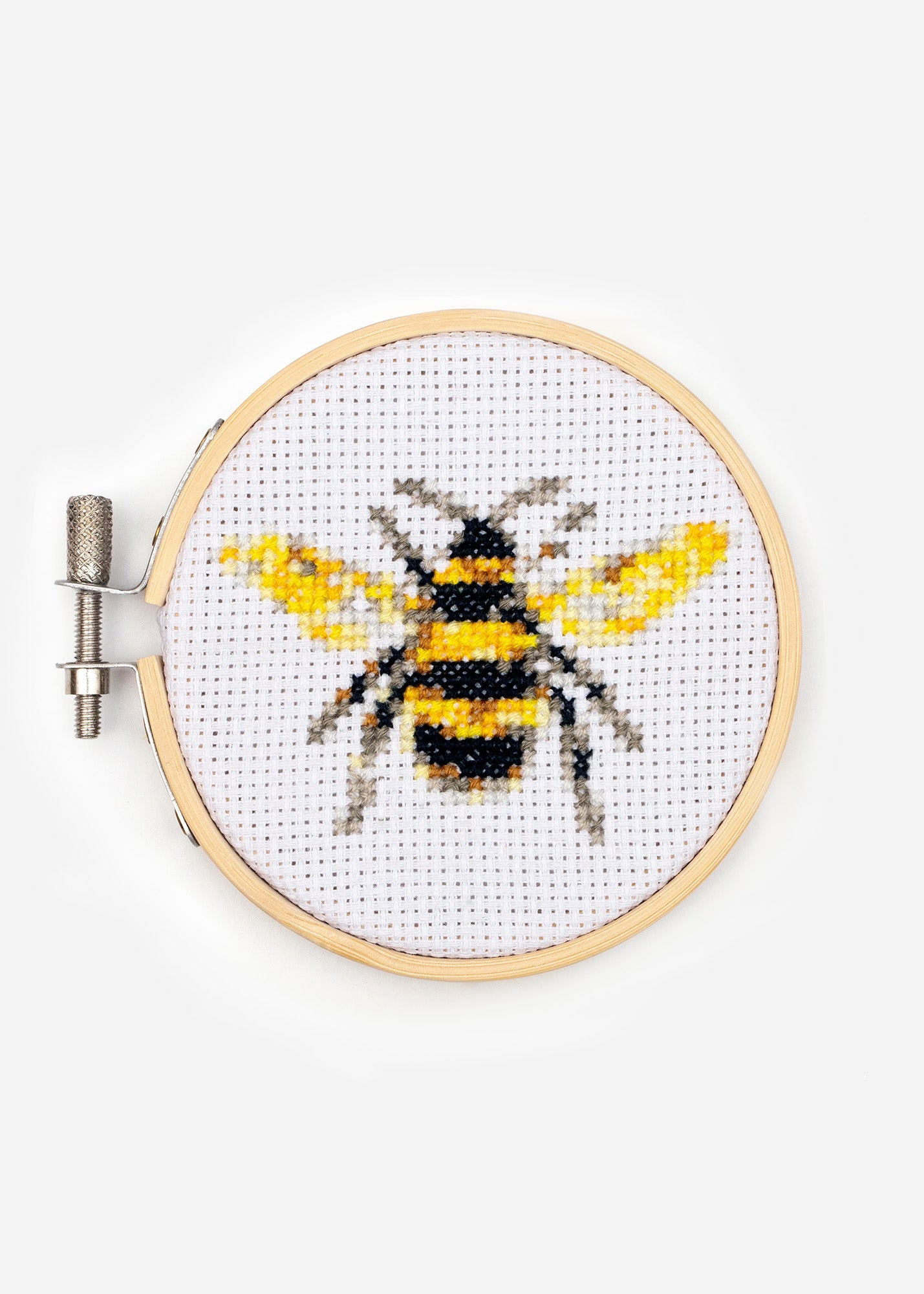 Embroidery kit, Bee